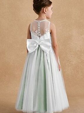 Azazie Bitsy Childs wedding dress
